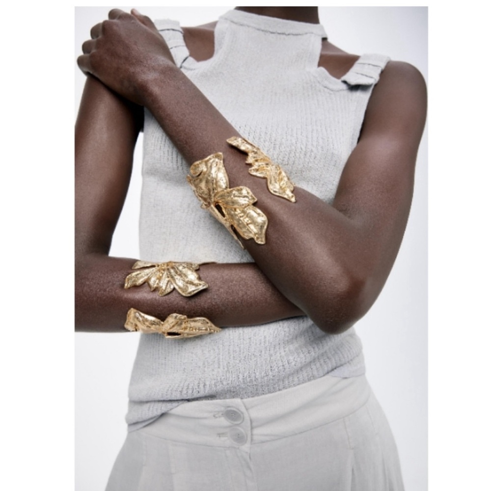 Zara Large Leaf Arm Band Bracelet new 🔥🔥🔥 no tags
